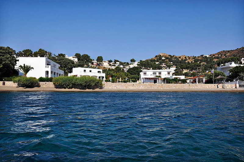 Tony'S Beach Vromolithos Экстерьер фото